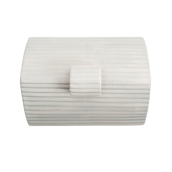 Pioneer Woman Red Barn Cookie Jar NEW - Picture 2 of 5